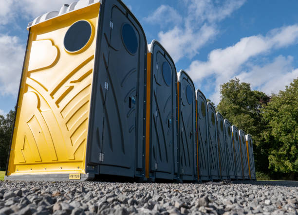 Best VIP or Luxury Restroom Trailers  in Highland Springs, VA